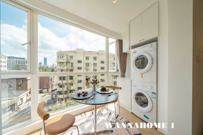 Spacious&New&Really Bright 1Bdr 1Bath Apt+L2/3/4 Zhong Shan Park+Nice Compound