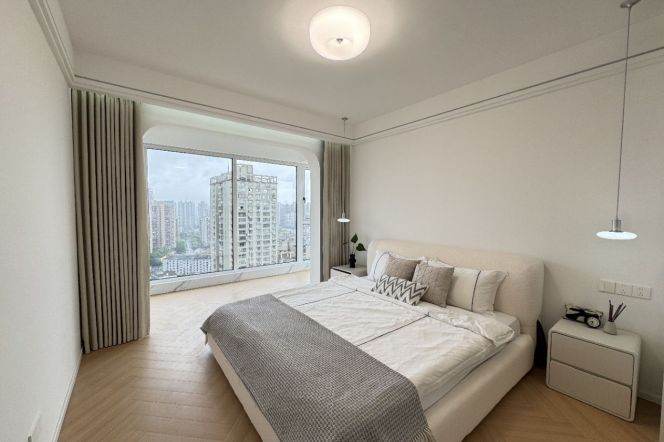 brand new 3brs floor heating nice view beside Huang pu river 28.3K