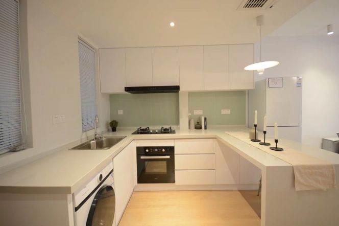 Modern&Cozy 1Br/2Lr/1Bt+outdoor Balcony@L1/10/12 South Shaanxi Rd Station 