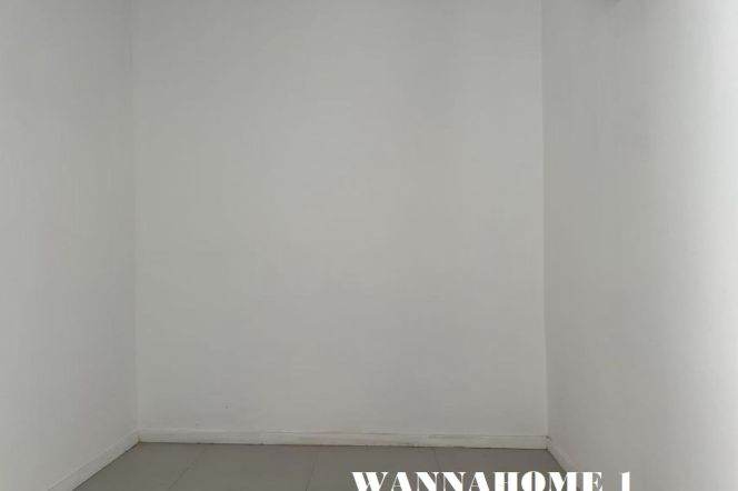 Modern&Spacious 1+1Bdrs 1Bath Apt+2F Walk Up+Taikoo Hui+Large Terrace+West Nan Jing Rd Metro