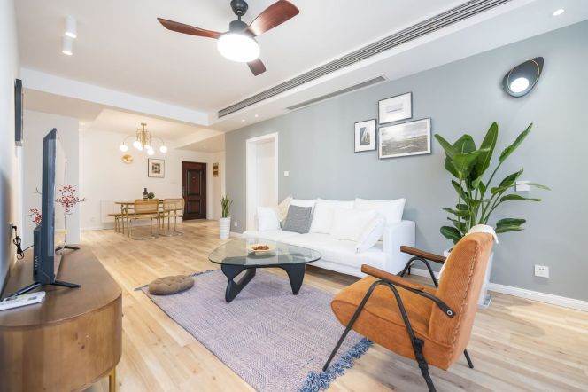 West Nanjing Rd Station Elevator 3Br/2Bath Line2/12/13