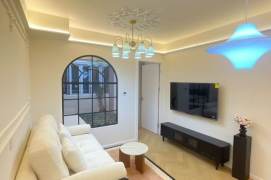 Newly Renovated Elevator 1Br/2Lr/1Bt Close to L2/11 Jiangsu Rd Metro Station 