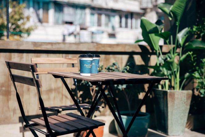 Jing'an Temple Station 1Br with Terrace Line2/7/14