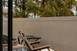 Art,2Br +1 study room apt,with terrace,Nr Jiao Tong university station,L10,11