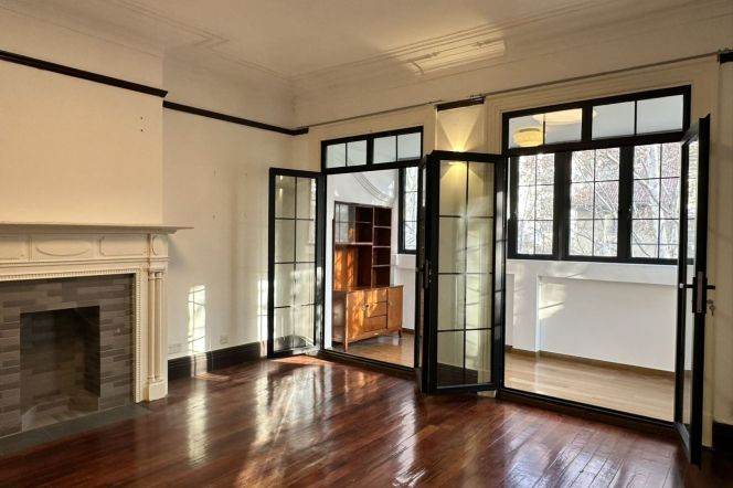  Unique 1br lanehouse nr Jiangsu Rd   M2/7/11