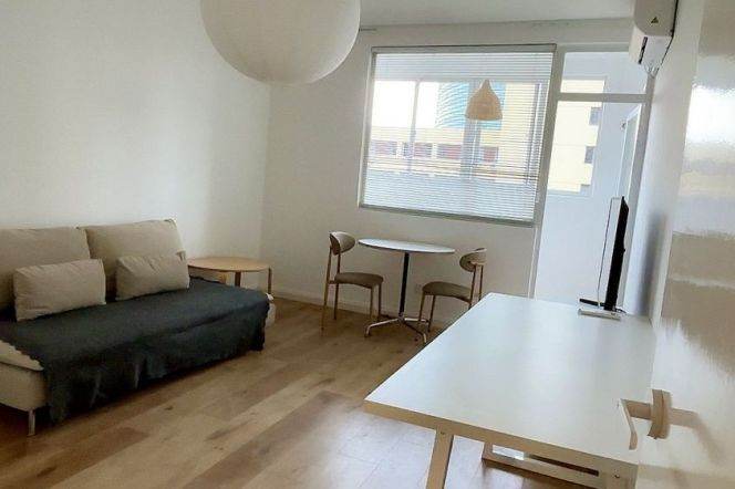 Newly renovated 1br apt nr Jiashan Rd  L7/9/12