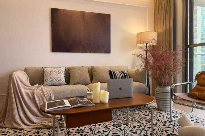 Quality 2br with balcony @Jing'an  &Floor heating  L2/7/12/13