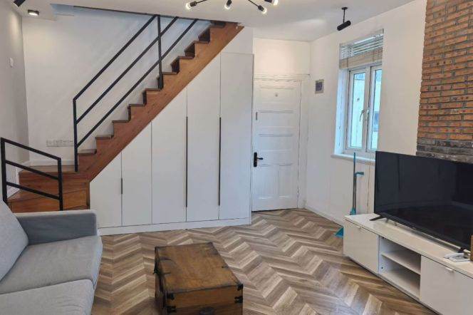 Cozy loft 1br 1lr Balcony Nr L9 Dapuqiao sta