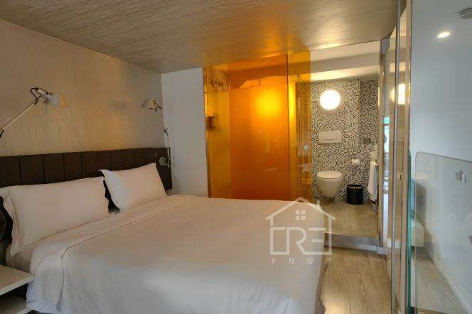 Loft one bedroom service apt 2mins to Langao Rd,free for gym & Wifi