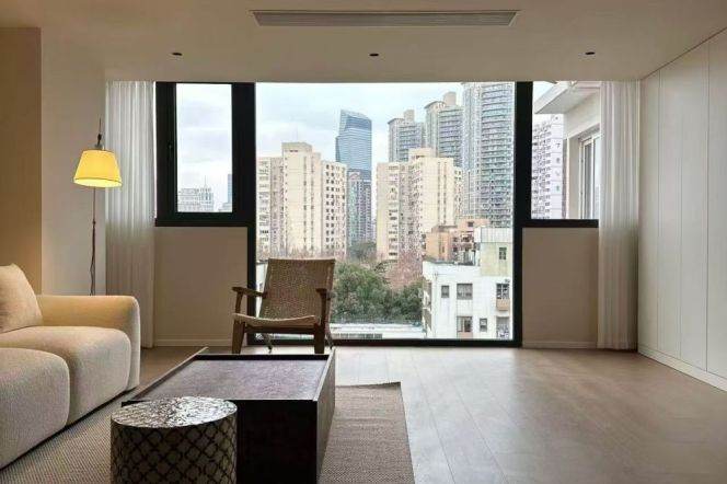 Anfu Road/Wu Kang Road, floor-to-ceiling windows, large 1+1 bedroom apartment