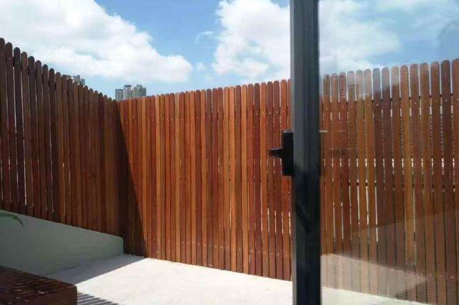 Beautiful Terrace House close to Plaza 66