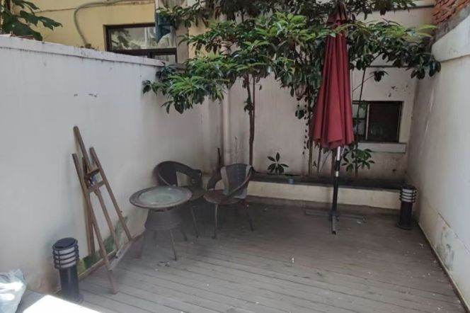 separate 1br 1lr with Yard Nr L1/10/12 S shanxi rd sta