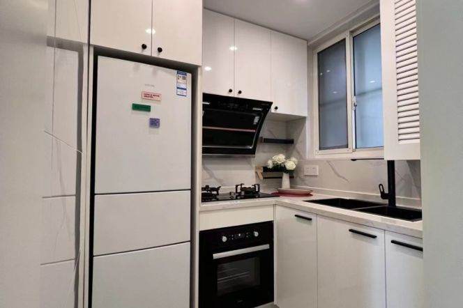 Elevator Bright 1Bed 2km from Jiaotong university