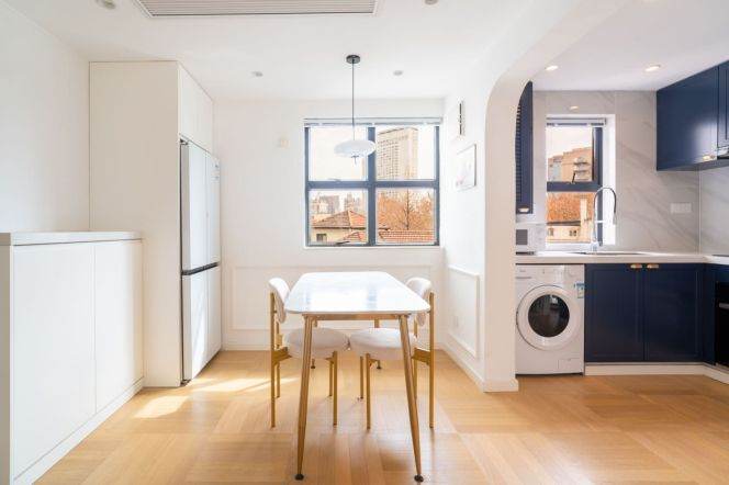 Modern Renovated 2Br JingAn Temple L2/7