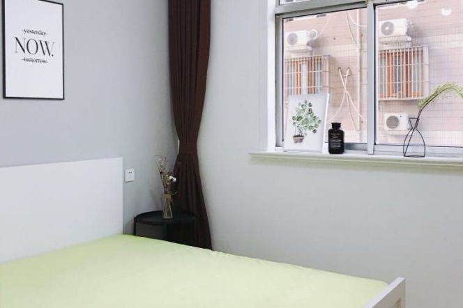 cozy room near zhongshan park, Mlines2/3/4,close to ECNU/SJTU/DHU,advance booking accepted 