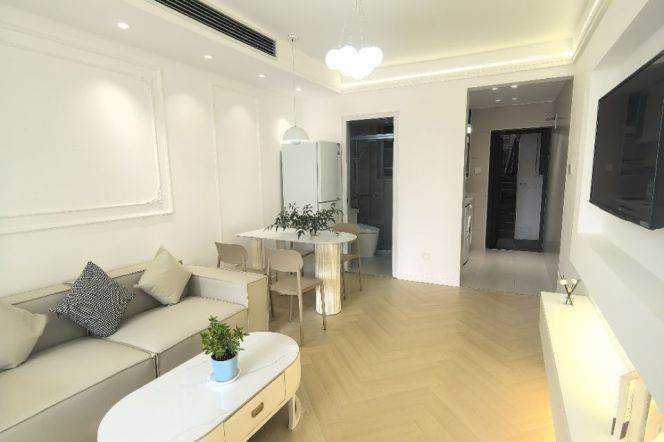 Modern 1Br/1Lr/1Bt apt nr zhongshan park,M2/3/4