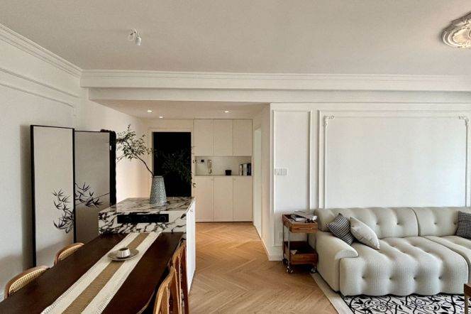  3Bdrs 2Baths Apt/Fabulous&Spacious/L13/14 Wuning Rd/Nice Compound