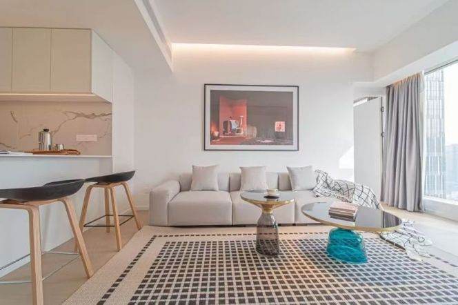 Lakeside Luxury Flat in Xintiandi. Five Metro Lines / Smart Home /All Service Fees Included