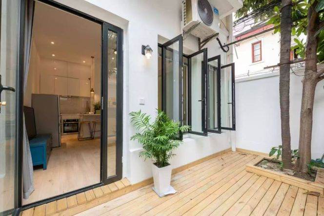 Furnished 1br w Yard-West Nanjing/Jing'an Temple