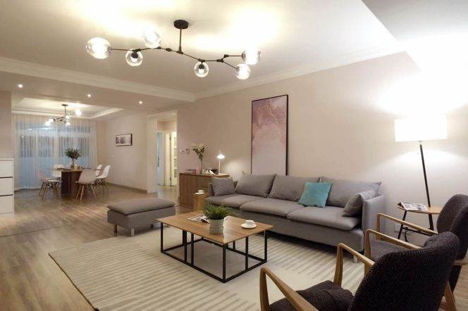 Spacious 3br apt with floor heating,close to Laowaijie, Longxi Line 10,with parking 