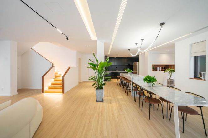 beautiful 4brs independent house floor heating open kitchen nice garden near German school