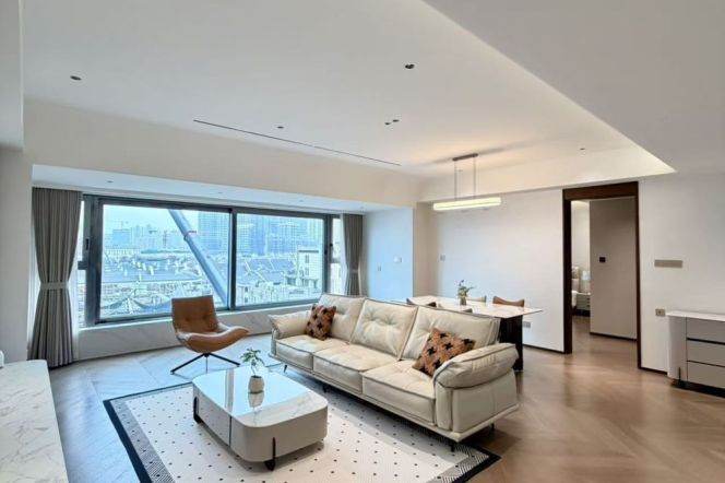  Luxurious 3Bed in Yu Garden Core Area.South Facing View /Customized Furnishings 