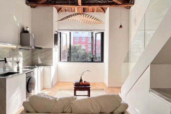 Well-designed 2Br high-ceiling Changshu Rd Station