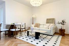 Simple elegant 3br,2bth,new renovated in Gubei,close to Shuicheng,Line 10