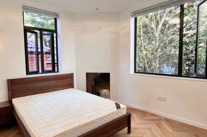 Well-designed 2Br high-ceiling Changshu Rd Station