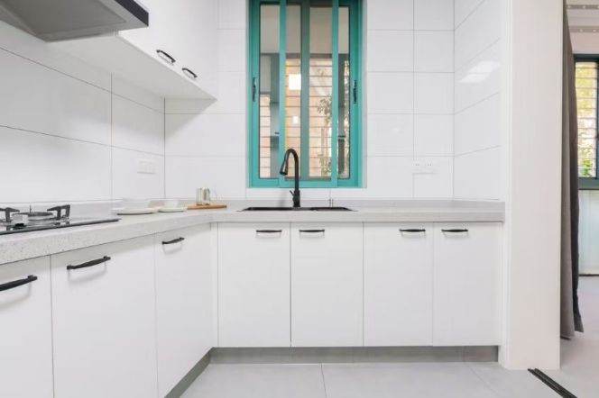 3Bed with Garden in Xujiahui.All Service Fees Included/Dual Metro / Virtual Butler Service 