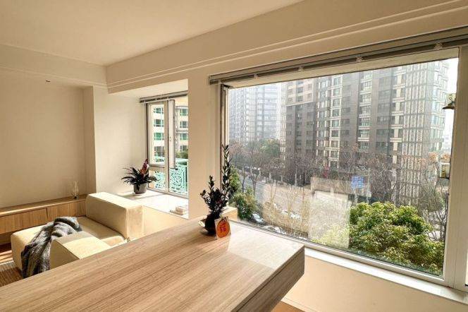 Rare Balcony Flat 2br/1bt with Horizontal Hall in Chez Moi