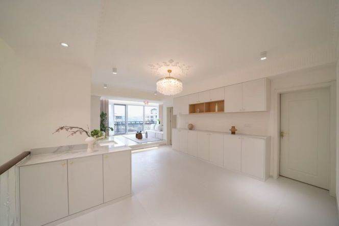 modern big 5brs floor heating modern furniture terrace beside line 9,12 Tianzifang 