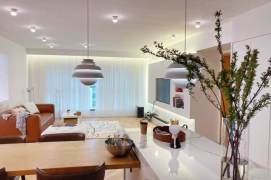 Changping Rd metro/3br2bt/central AC/floor heat/oven/dishwasher/free club/tennis court/pool