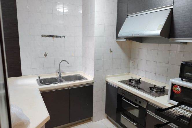Spacious 2Brs/2Lrs/1Bt apt nr West nanjing rd,M2/12/13