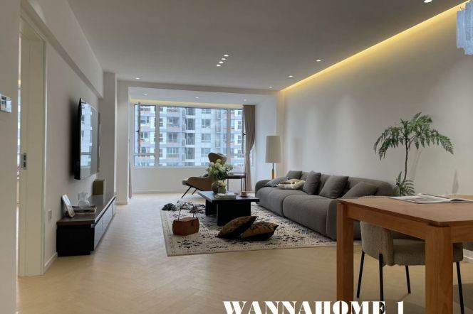 Modern&Spacious 3Bdrs 2Baths Apt+Top Compound+Open Balcony+Awesome View+L2/11 Jiang Su Rd
