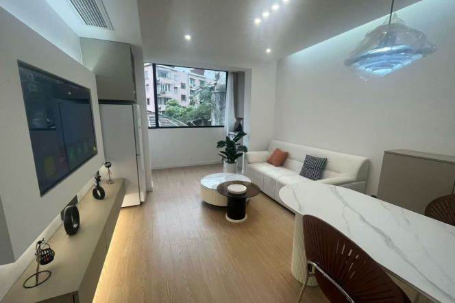 wuning rd station one bedroom