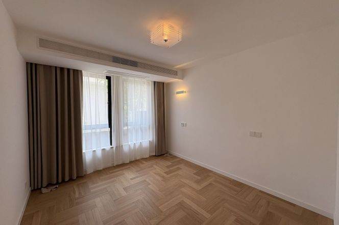 modern 2brs floor heating modern furniture open kitchen near line 9 and 12 only 21K