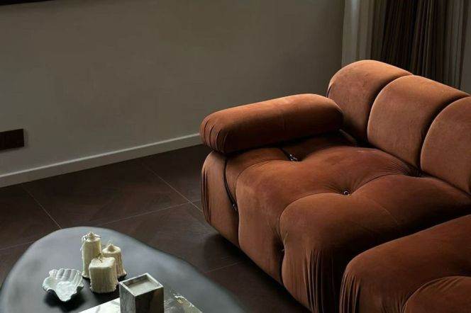 Big windows 1br near Line 1 Hengshan Road,iapm