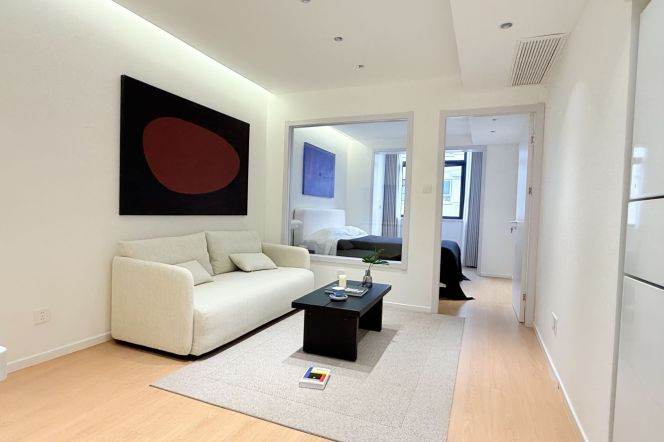 Fresh 1br Nr loushanguan Rd M2/15