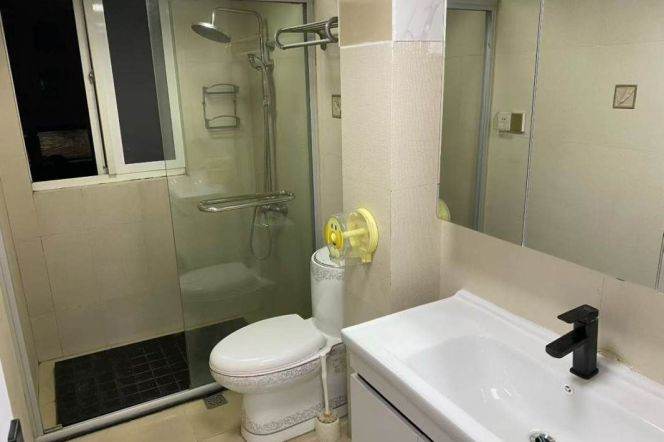 1 BDR | Huangpu | Line 1/2/8 People square station