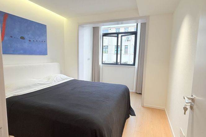 Fresh 1br Nr loushanguan Rd M2/15