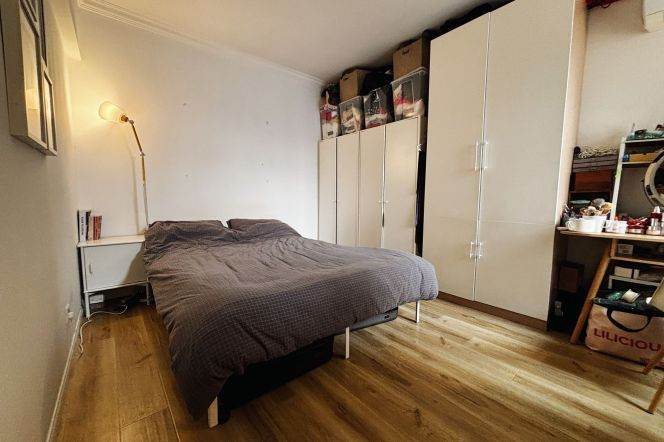 Prime Location near Jiaotong University Metro | 2B 1Bath with Balcony | 88 sqm