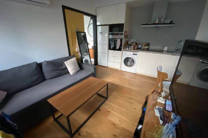 1 br near L2/L7/L14 jing'an temple station+floor heating