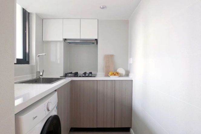 Charming duplex/elevator 1br 2lr+Study/floor heating,Changping rd@L7