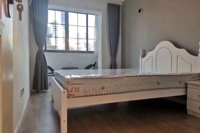 Cozy 2br with elevator near Jing'an Temple