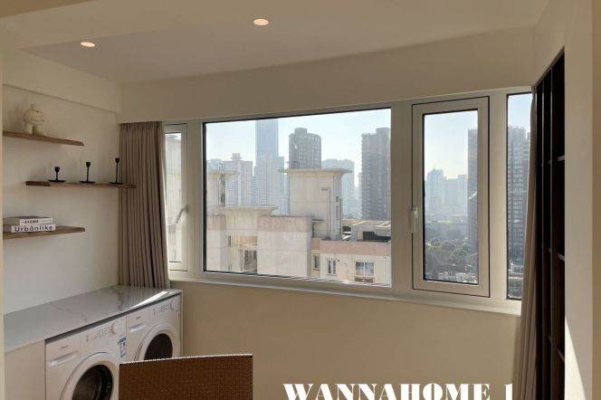 Fabulous&Spacious&Bright 2Bdrs 1Bath Apt+L14 Wu Ding Rd Metro+Awesome View+Large Closets