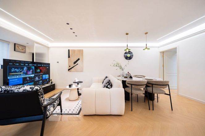 Spacious&Modern/3BR 2LR/floor heating/138 sqm,West yan'an rd@L3/4