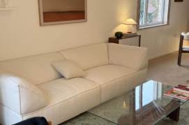 Newly Renovated 2BR Steps from Jiaotong University Metro