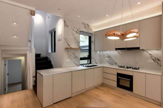 south Shaanxi rd 4br with terrace