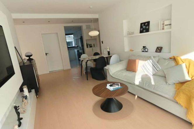 Bright Comfortable+Balcony GuBei